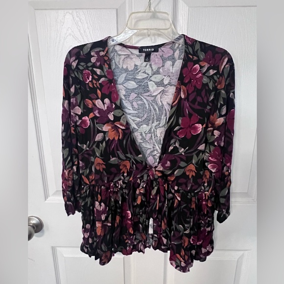 Torrid floral front tie overlay cardigan dark academia fall floral Halloween - Picture 3 of 9